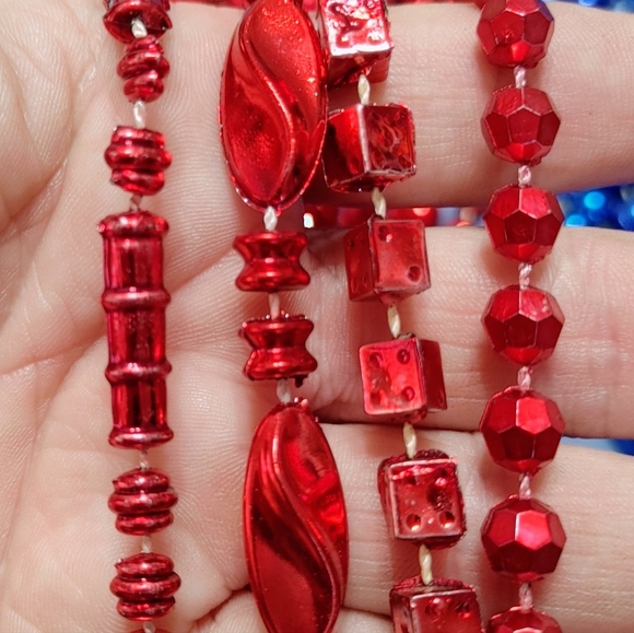 "Specialized" 4TH OF JULY NECKLACES - Picture 5 of 5